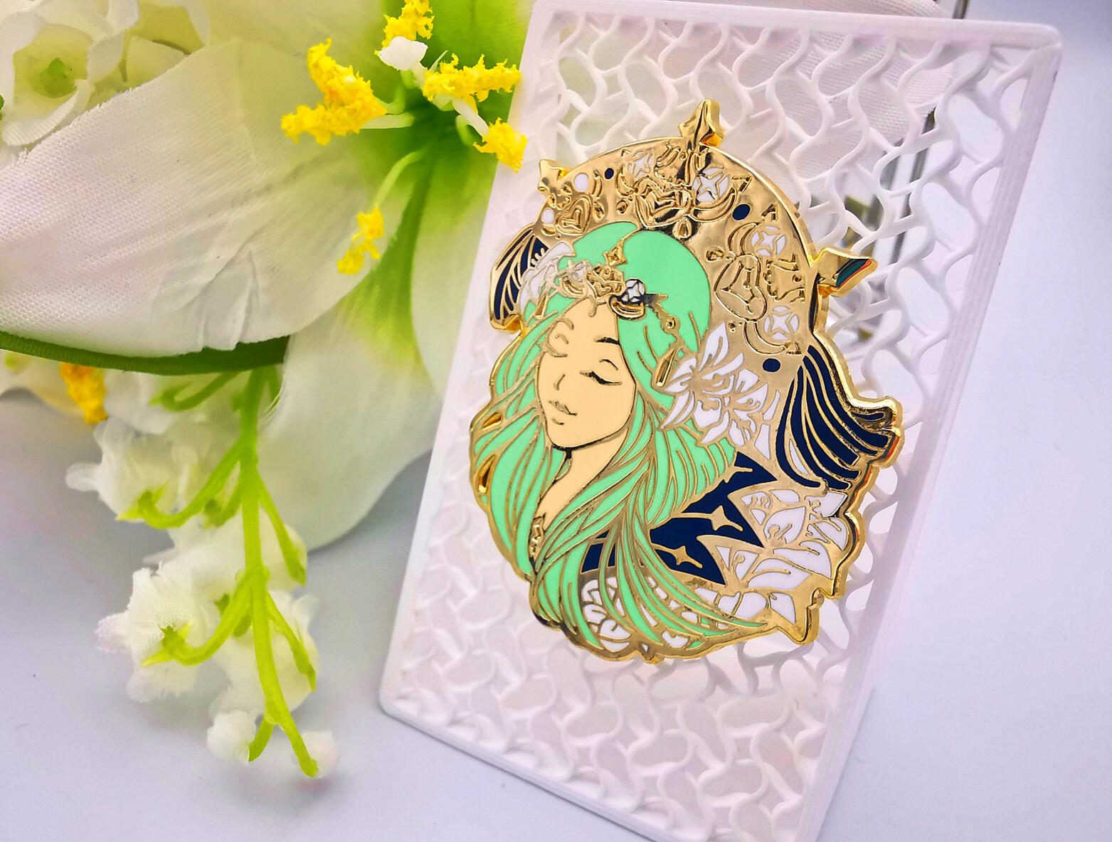 archbishop Rhea from Fire Emblem Three Houses enamel pin